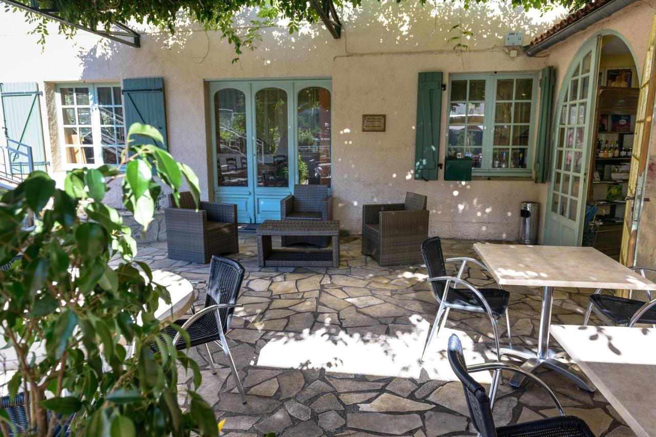 Logis Hotel Restaurant Du Pont Ambialet Экстерьер фото