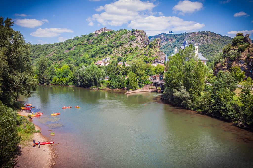 Logis Hotel Restaurant Du Pont Ambialet Экстерьер фото